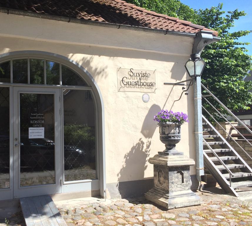Suviste Guesthouse Kuressaare Exterior photo